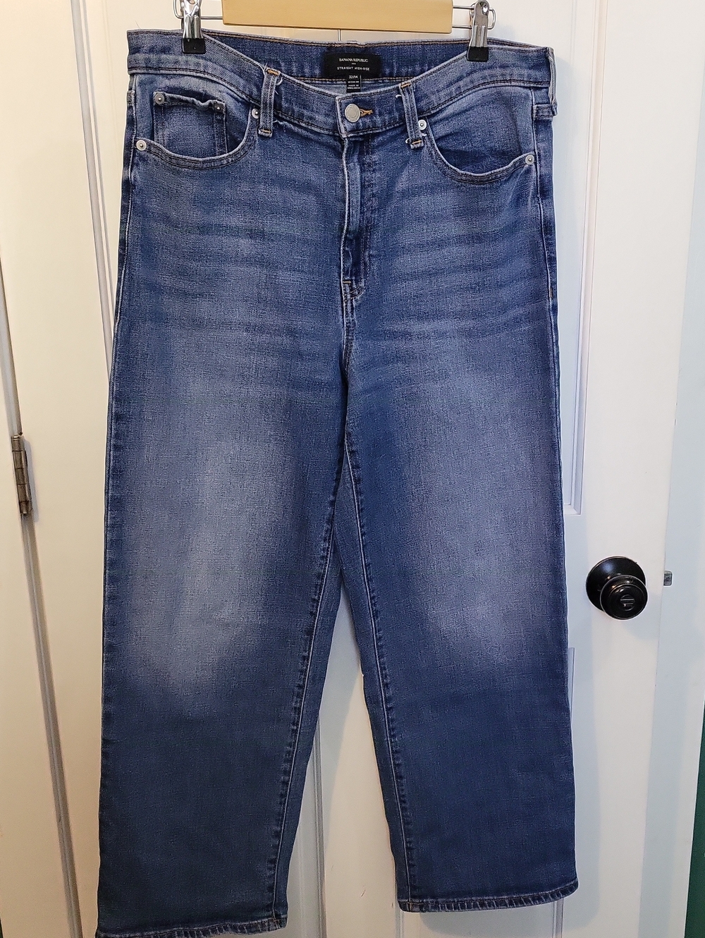 Banana Republic High-Rise Straight Jeans in Medium Blue